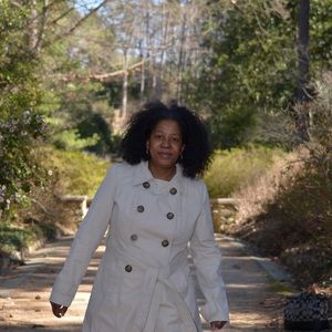 Meet your Posher, Toni